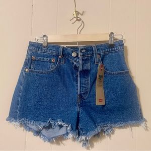 NWT Levi’s 501 Denim Shorts
